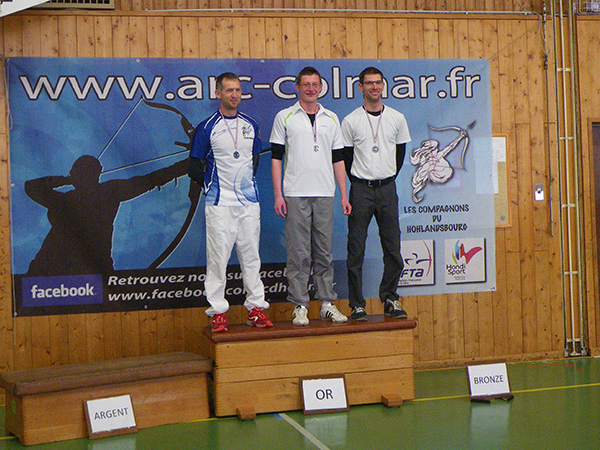 Le podium Seniors Hommes Arc à Poulies. Alexis, Maxime et Laurent.